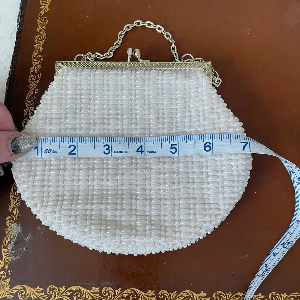 VTG Ivory Seed Bead kiss Lock Handbag w/ Gold Chain